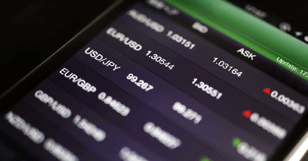 How to read and calculate currency exchange rates